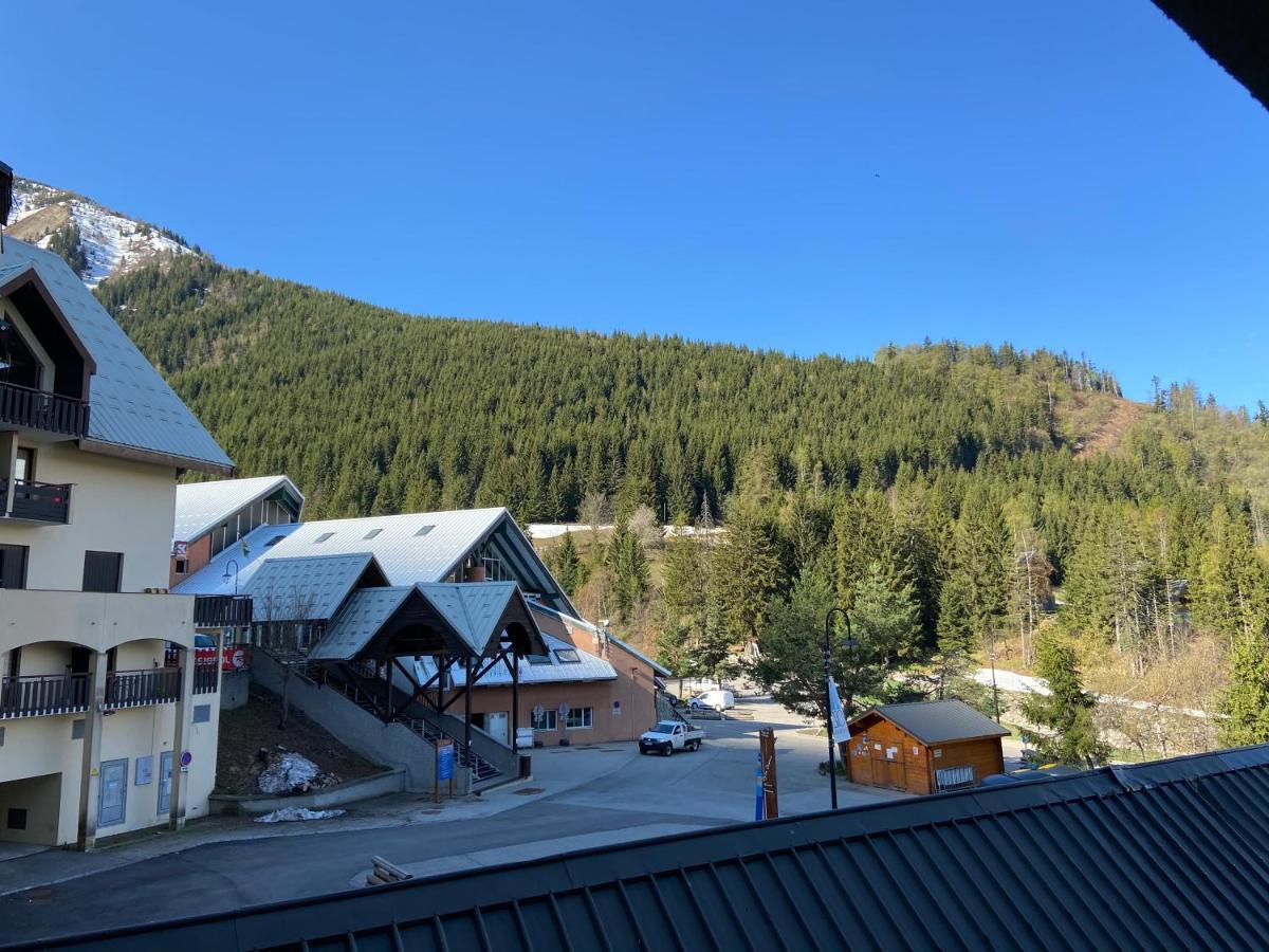 Poutran 2, Studio 4 Personnes Au Pied Des Pistes Avec Grande Terrasse Oz Luaran gambar